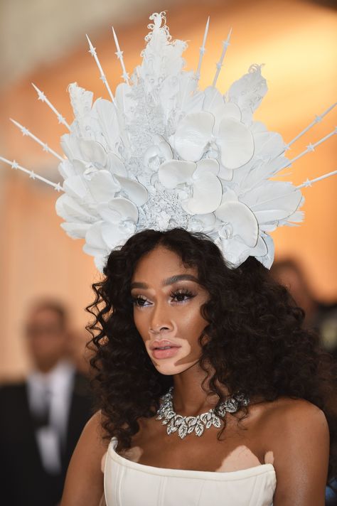 Met Gala Red Carpet, Winnie Harlow, Glamour Uk, Glamour Beauty, The Met Gala, Sweet Lady, Fashion Mode, Mode Inspiration, Celebrity Weddings