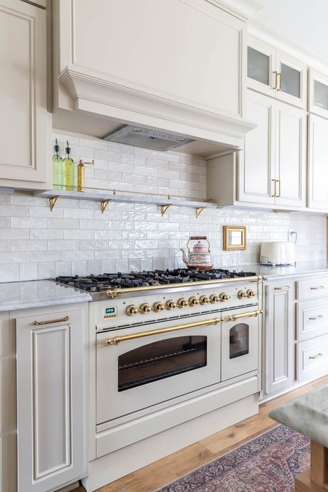 Kitchen Remodel: Our Gorgeous New Appliances! Beige Kitchen Cabinets, Backsplash Trends, Kitchen Backsplash Trends, Kitchen Cabinet Color Ideas, Beige Cabinets, 2024 Kitchen, European Kitchens, Tuscan Kitchen, Beige Kitchen