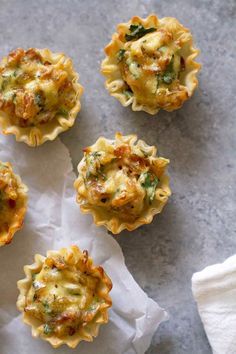 Onion Tartlets, Quiche Cups, Athens Food, Tartlets Recipe, Phyllo Cups, Recipe Girl, Thanksgiving Appetizers, Holiday Appetizers, Perfect Appetizers