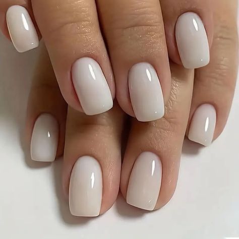 Host Pick - Best In Beauty Care Nwt And Never Worn No Damages Smoke-Free Home #2 Nagellack Trends, Short Press On Nails, Nagel Tips, Nail Type, Fake Nails With Glue, Nail Length, Nailed It, Nail Art Hacks, False Nail