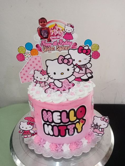 Kue Ultah Hello Kitty, Hello Kitty Ideas, Birthday Hello Kitty, Hello Kitty Cakes, Cake Pic, Cocomelon Cake, Decor Tort, Kitty Ideas, Kitty Cake