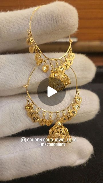 Bali Gold Earrings, Gold Bali Earrings Indian, Gold Bali, Bali Design, Indian Bridal Photos, Bali Earrings, Earrings Indian, Gold Ornaments, Bridal Photos