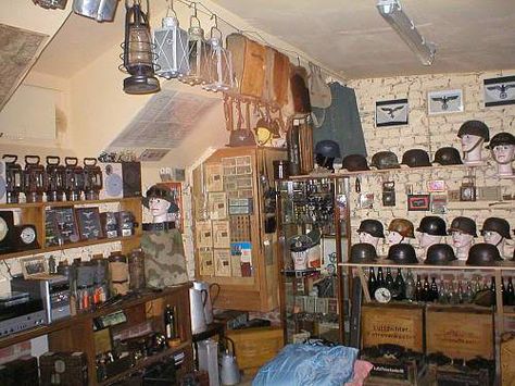 Ww1 Display, Military Gear Organization, German Militaria, Helmet Display, Military Memorabilia Display, German Helmet, Collection Displays, Military Decor, Military Memorabilia