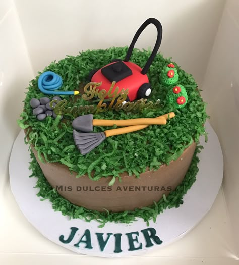 Gardening Cakes Birthday For Men, Landscape Birthday Cake, Lawn Cake Ideas, Gardener Cake For Men, Landscaping Cake Ideas, Landscaping Party Theme, Gardening Cake For Men, Gardening Birthday Cake, Birthday Cake Fruit