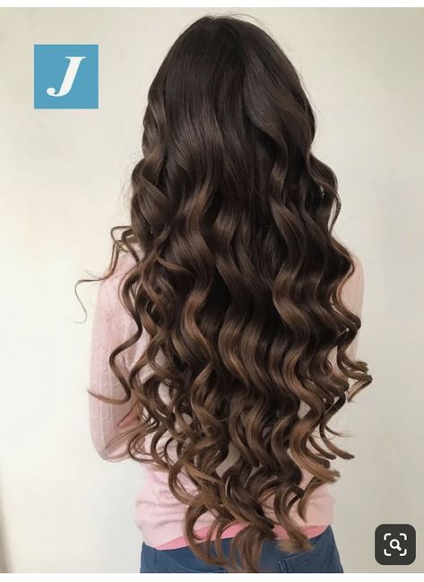 Curled Prom Hair, Cortes De Cabello, Curls For Long Hair, Quince Hairstyles, Long Hair Wedding Styles, Prom Hairstyles For Long Hair, Hair Stylist Life, Natural Beauty Tips, Long Wavy Hair