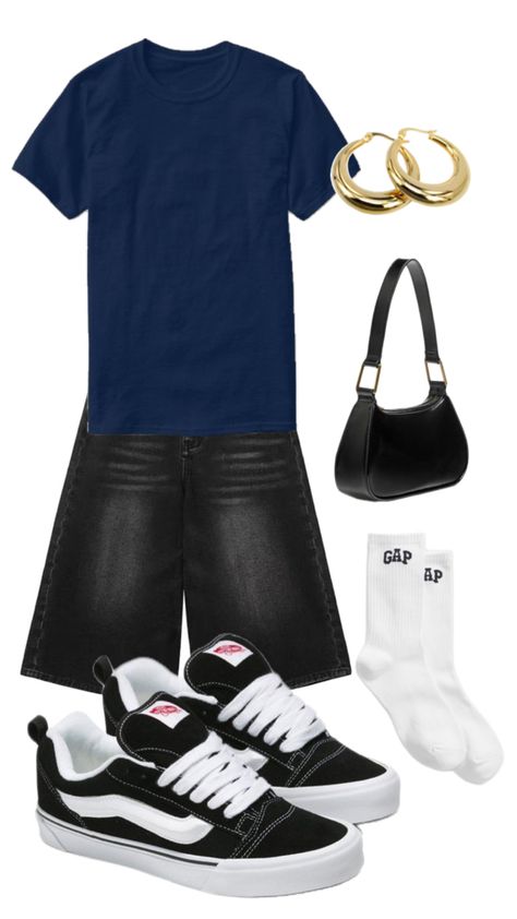 casual outfit for everyday wear Blue Tee Outfit, Jorts Outfit, Blue Tee, Tee Outfit, Outfit Casual, Casual Tee, Crew Socks, Gold Jewelry, Navy Blue