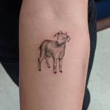 Tattoo Goat, Goat Tattoo, Grace Tattoos, Sheep Tattoo, Shoulder Sleeve Tattoos, Couple Tattoos Unique, Poppies Tattoo, Small Pretty Tattoos, Baby Goat