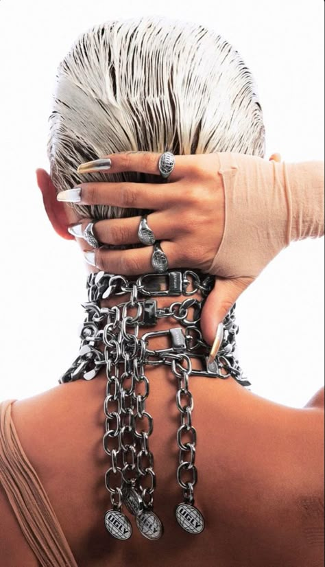 Chrome Fashion Aesthetic, Luxury Punk Aesthetic, Silver Fashion Aesthetic, Edgy Metal Chain Jewelry, Chains Photoshoot, Chunky Jewelry Aesthetic, Ugly Worldwide, Silver Punk Jewelry With Chunky Chain, Punk Metal Chunky Chain Jewelry