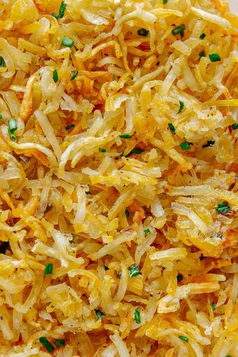 Air Fryer Hash Browns Air Fryer Shredded Hashbrowns, Hashbrown Airfryer, Trader Joe’s Hashbrowns Air Fryer, Hash Brown In Air Fryer, Potatoes Air Fryer, Air Fryer Hash Browns Frozen, Simply Potatoes, Crispy Hashbrowns, Shredded Potatoes