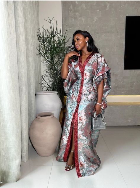 Nigerian Dress Styles, Kimono Woman, Nigerian Outfits, Nigerian Dress, Boubou Styles For Women, Bubu Gown, Bubu Gown Styles, Kaftan Designs, African Print Dress Ankara