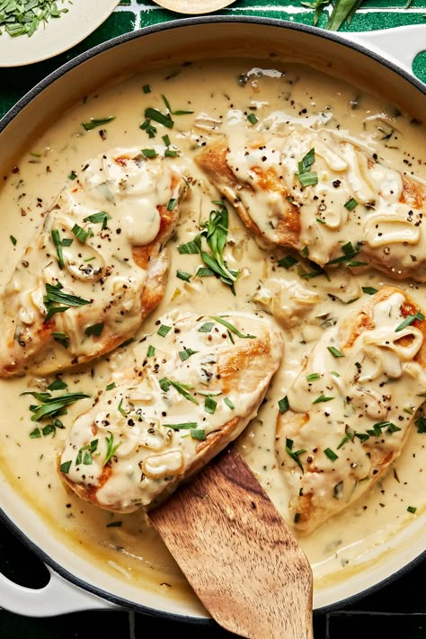 This chicken recipe is dressed to impress! Fresh tarragon lends a warming fragrance to a rich and creamy sauce for perfectly browned chicken breasts. Add mashed potatoes or pasta and call it a meal! Tarragon Chicken Recipe, Dijon Mustard Chicken, Thyme Sauce, Tarragon Chicken, Mustard Chicken Recipes, Dijon Chicken, The Modern Proper, Modern Proper, Easy Chicken Breast