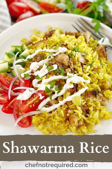 Swarma Chicken Shawarma Sides, Sides For Shawarma, Chicken Swarma Ideas, Schwarma Sauce Recipe, Schwarma Side Dish, Sides For Chicken Shawarma, Chicken Shawarma And Rice, Swarma Chicken And Rice, Schwarma Chicken Bowls