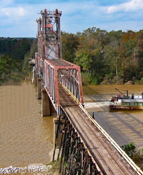 Alabama History, Lift Bridge, Trestle Bridge, Old Bridges, Bridge Construction, Railroad Bridge, Railway Bridges, Railroad Pictures, Norfolk Southern