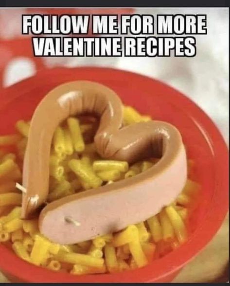 February Memes Valentines Day Memes, Valentine Recipes, Creative Juice, Food Memes, Valentine Dinner, Anti Valentines Day, Valentines Day Dinner, Valentines Day Food, Mac Cheese