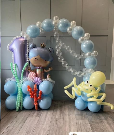 Sea Balloon Decorations, Nemo Birthday Party, Finding Nemo Birthday, Nemo Birthday, Mermaid Theme Birthday Party, Third Birthday Party, Mermaid Theme Party, Mermaid Theme Birthday, Finding Nemo