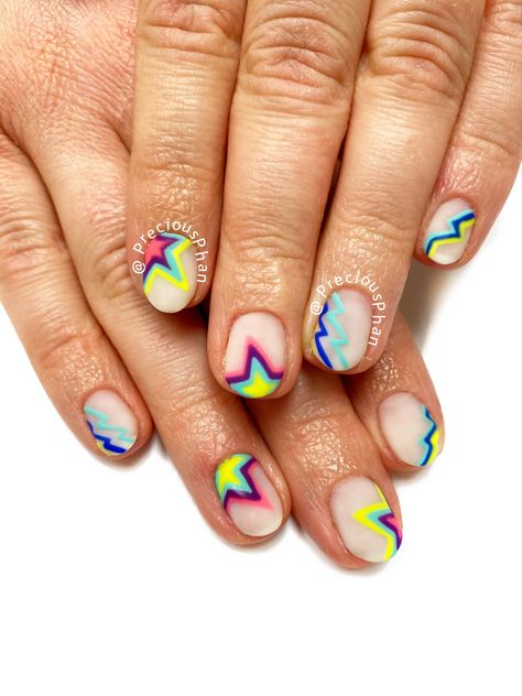 Electric nails. Stars and lightening. Matte nails. #PreciousPhan Thunderbolt Nail Art, Lightening Nail Art, Lightning Bolt Nail Art, Lightening Bolt Nail Design, 80s Nails 1980s, Cute Summer Nails 2023, Lightening Nails, Bb Nails, Lightning Bolt Nails