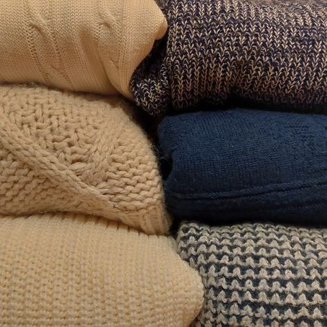 Cozy Winter Sweater Aesthetic, Blue Sweaters Aesthetic, Navy Blue And Cream Aesthetic, Navy Blue Fall Aesthetic, Cozy Blue Aesthetic, Blue Cozy Aesthetic, Warm Blue Aesthetic, Blue Cream Aesthetic, Blue Autumn Aesthetic