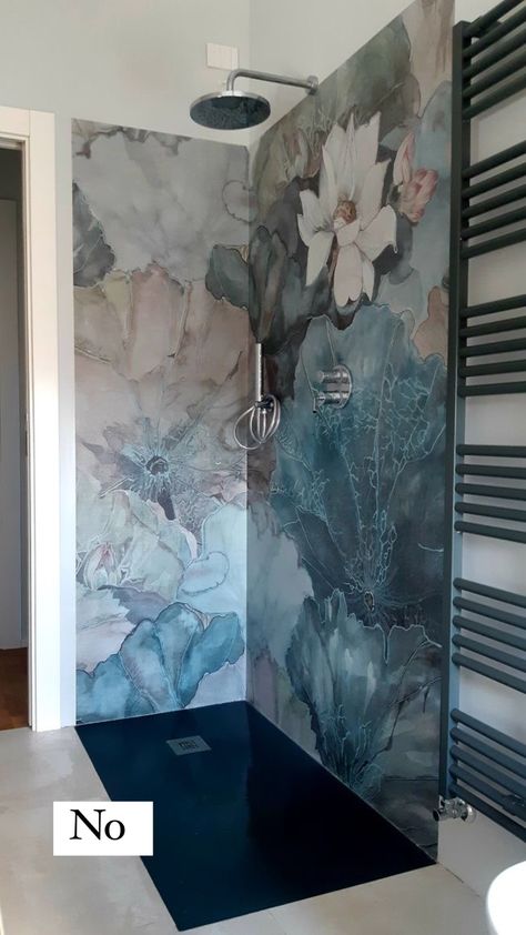 Wet Wallpaper, Creative Bathroom Design, Wallpaper Designs For Walls, Wallpaper Decal, Statuario Marble, Interior Design Per La Casa, Bathroom Decor Luxury, Washroom Design, Bathroom Design Decor