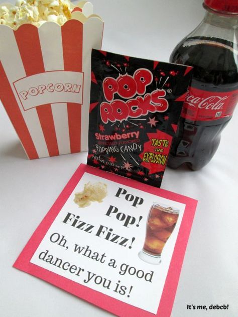 Great dance team motivator that says it all. You can also modify it for cheer or any other sport. Pop Pop Fizz Fizz Motivator-It's me,debcb! Cheerleader Ideas, Testing Treats For Students, Sports Treats, Dance Captain, Team Treats, Testing Treats, Recital Gifts, Testing Encouragement, Sister Ideas