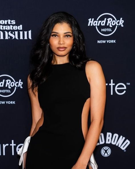 Picture of Danielle Herrington Danielle Herrington, Hard Rock