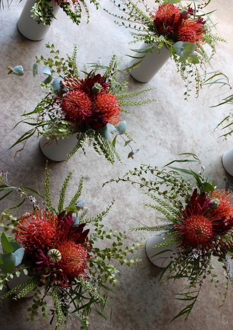 Native Wedding Flowers, Native Wedding, Protea Wedding, Cheap Wedding Decorations, Table Arrangements Wedding, Australian Flowers, Australian Native Flowers, Native Flowers, Wedding Table Flowers