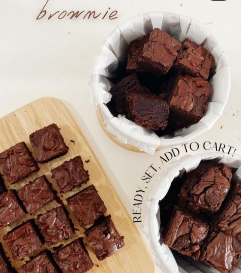 Brownies Pictures Ideas, Fudgy Brownies Aesthetic, Brownie Bites Packaging, Brownies Bites Packaging, Brownies Business, Brownies Packaging, Brownies Aesthetic, Types Of Cookies, Brownie Packaging