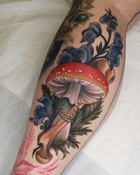 mushroom tattoo Detailed Mushroom Tattoo, Mushroom Color Tattoo, Realism Mushroom Tattoo, Neo Traditional Mushroom Tattoo, Inky Cap Mushroom Tattoo, Shroom Tattoo Ideas, Neotraditional Mushroom, Mushroom Flower Tattoo, Red Mushroom Tattoo