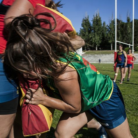 Womens Rugby Aesthetic, Rugby Motivation, Rugby Aesthetic, Rugby Photography, Rugby Workout, Rugby Pictures, Rugby Girls, Rugby Women, Womens Rugby