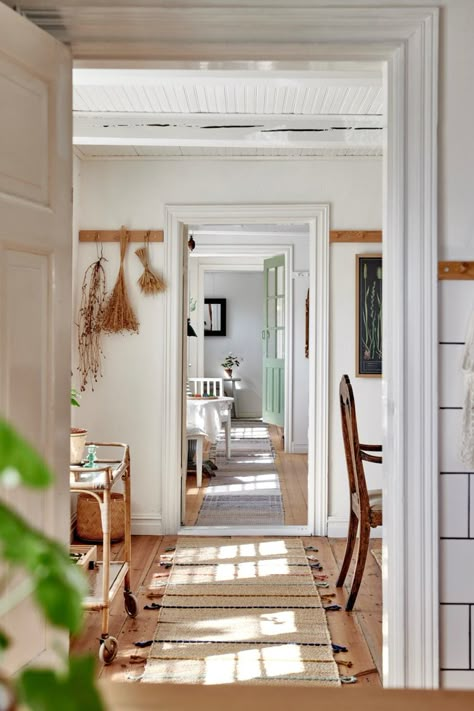 Swedish Cottage Interior Nordic Style, Norwegian House Interior, Swedish House Design, Swedish Cottage Interior, Scandinavian Cottage Interior, Swedish Country Interiors, Swedish Summer House, Swedish Country House, Scandinavian Farmhouse Style