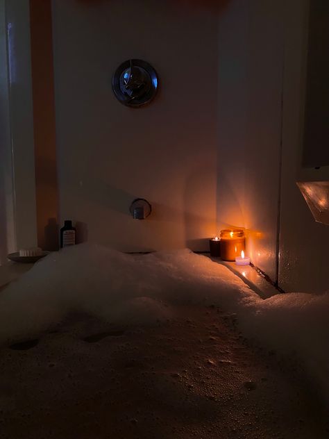 Warm Feeling Aesthetic, Bathtime Aesthetic, Bath With Candles, Bubble Bath With Candles, Warm And Cozy Aesthetic, Bubble Bath Aesthetic, Shower Aesthetic, Cozy Bath, Bath Aesthetic