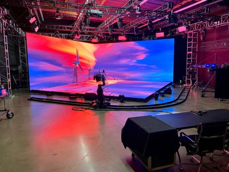 Virtual Production Studio, Filming Set Up, Film Studio Design, Movie Studio Design, Production Design Film, Movie Studio Set, Set Design Film, Film Set Design, Stage Technology