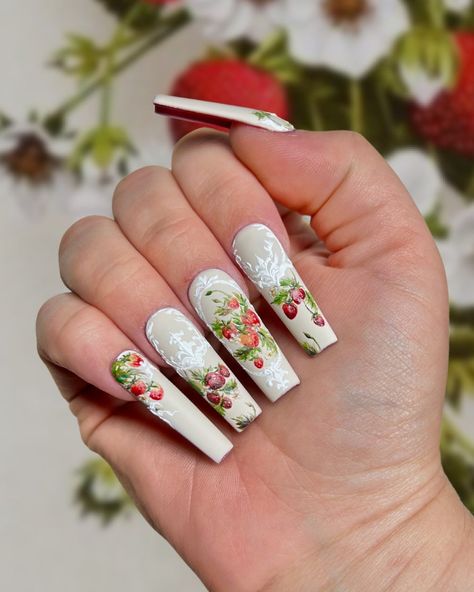 Painting Strawberries, Bottom Nails, Red Bottom Nails, Strawberry Nail Art, Hands Design, 2 Hands, Romantic Summer, Hand Design, Pretty Gel Nails