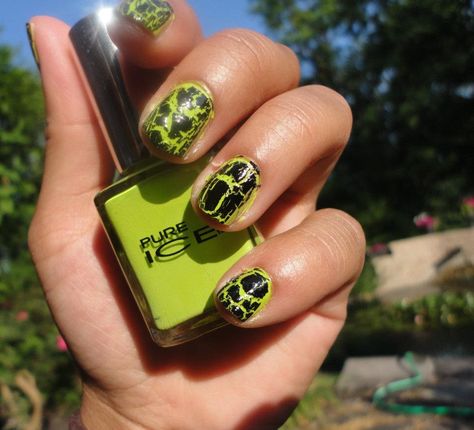 LimeGreen Crackle Nail Polish! Cracked Nail Polish, Crackle Nail Polish, Crackle Nails, Cracked Nails, Nails Green, Class Ring, Vision Board, Nail Designs, Nail Polish