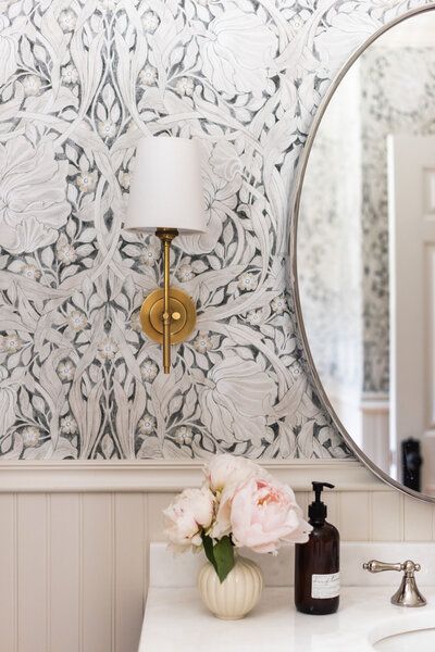 Beaded Mirror Bathroom, Redo Bathroom, Half Bath Design, Wallpaper Powder Room, French Cottage Style, Powder Room Wallpaper, Flowers Peonies, New House Bathroom, House Bathrooms