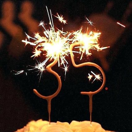 Birthday Candle Sparklers Numbers - Numbers from 0-9 Sparkle Candle, Cake Sparklers, Sparkling Candle, Carousel Cake, Number Candles Birthday, Sixth Birthday, Sparkler Candles, Best Party Ideas, 60th Bday