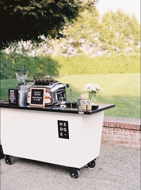 Coffee Cart Ideas, Coffee Booth, Coffee Lemonade, Mobile Coffee Cart, Beaulieu Garden, Gerobak Dorong, Lemonade Bar, Mobile Coffee Shop, Coffee Van