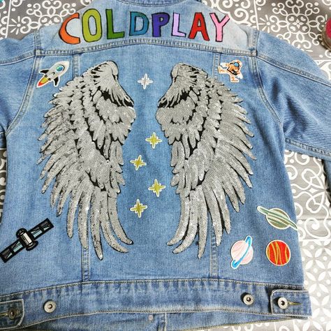 Painted denim jacket Coldplay Denim Jacket, Coldplay Jacket, Coldplay Painting, Coldplay Concert Outfit Ideas 2024, Coldplay Outfit, Coldplay Concert Outfit, Coldplay Concert, Punk Fashion Diy, Painted Denim Jacket