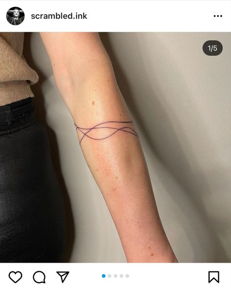 Lines Around Arm Tattoo, Wrist Line Tattoo, Arm Ring Tattoo, Line Tattoo Arm, Arm Wrap Tattoo, Simple Line Tattoo, Around Arm Tattoo, Cuff Tattoo, Sun Tattoo Designs