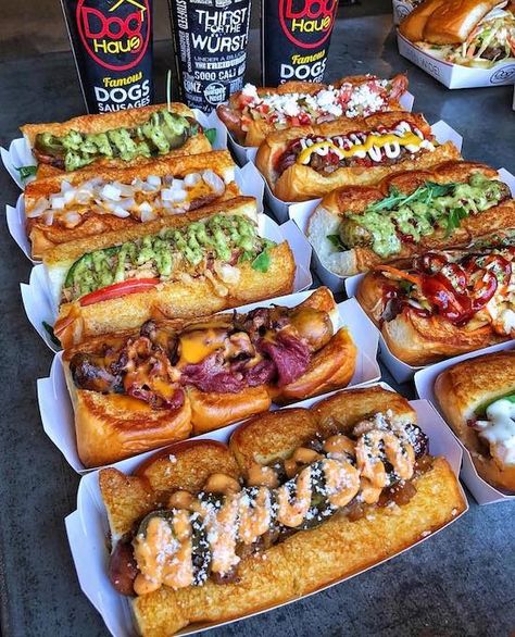 Gourmet Hot Dogs, Hot Dog Recipes, Dog Recipes, Foodie Food, Instagram Worthy, Food Trucks, Food Obsession, Cafe Food, Food Cravings