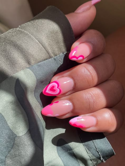 Cute Pink Heart Nails, Valentine Almond Acrylic Nails, Valentines Day Nails Almond Shape Pink, Pretty Nails For Birthday, Girly Valentines Nails, Almond Valentines Nails Pink, Short Almond Birthday Nails, Valentine Pink Nails, Barbie Nails Almond