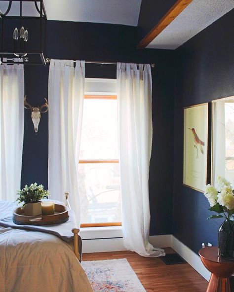 Sherwin Williams Naval Bedroom. Navy Blue Color Scheme for the bedroom Naval Bedroom, Sherwin Williams Naval, Navy Paint Colors, Navy Accent Walls, 1900s Home, Navy Bedrooms, Navy Blue Bedrooms, Bedroom Blue, Navy Walls