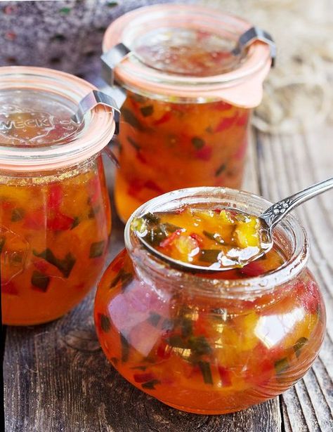 Peach Pepper Jelly, Peach Jalapeno Jam, Pepper Jelly Recipe, Pepper Jam, Pepper Jelly Recipes, Jalapeno Jam, Hot Pepper Jelly, Jam Recipes Homemade, Jelly Recipe