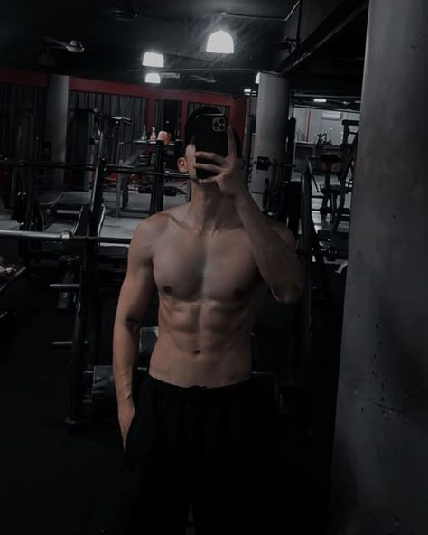 Six Pack Abs For Man, Gym 6 Pack, Gym Six Pack Men, Fitness Men Aesthetic, 6packs Men, Natural Physique Men, Boy Pictures Aesthetic, Fit Body Man, Body Builder Aesthetic