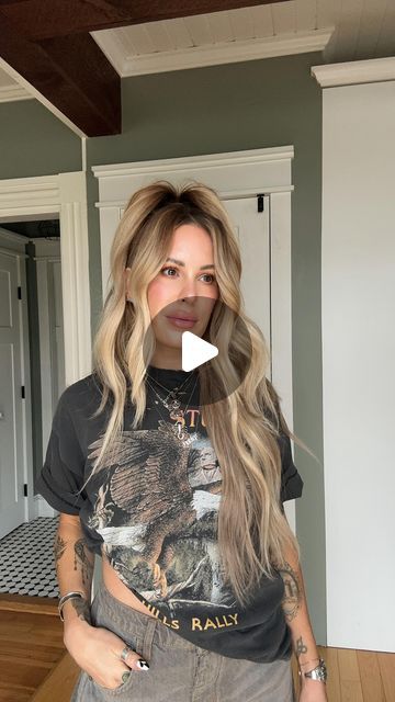 TORIE BLISS on Instagram: "POV: I have clip in extensions & want to do a 1/2 up style 😀
@luxyhair code LX-TORIEB 

#springhair #hairstyles" Clip In Extension Hairstyles Tutorials, Up Do With Extensions Hairstyles, How To Style Hair With Extensions Half Up, Clip Extensions Hairstyles, Clip In Hair Extensions Styles Tutorials, Hairstyles Clip In Extensions, Weft Extensions Hairstyles, Hairstyles For Clip In Extensions, Hair Styles With Clip In Hair Extensions