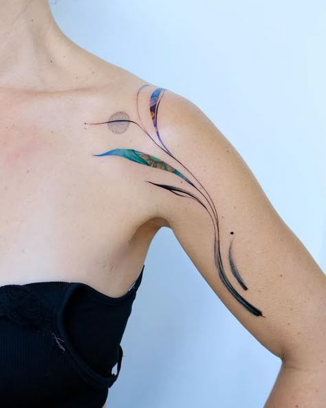 Colour Flower Tattoo, Blue Tattoos For Women, Abstract Watercolor Tattoo, Fluid Tattoo, Fam Tattoo, Flow Tattoo, Wind Tattoo, Tattoos Mom, Surrealism Tattoo