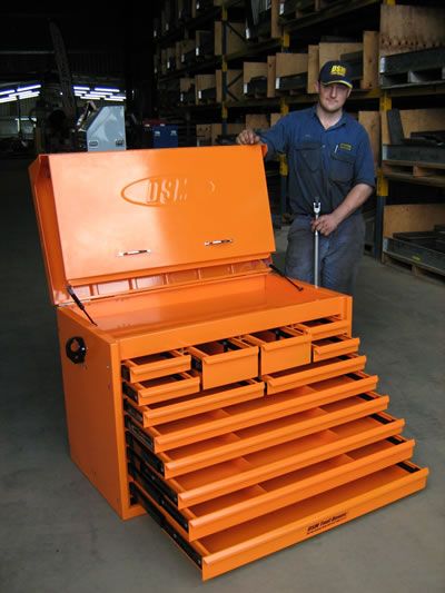 Service Truck Organization, Mechanics Tool Cart, Shop Tool Boxes, Mechanic Tool Box, Tool Chests, Service Truck, Custom Truck Beds, Truck Tools, Garage Tool Organization