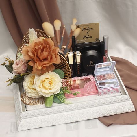 pesan sekarang melalui link berikut 

https://lynk.id/momennmantenn Box Hantaran, Hantaran Ideas, Kotak Hantaran, Gubahan Hantaran, Hantaran Pernikahan, Wedding Gift Hampers, Reception Backdrop, Valentine's Day Gift Baskets, Wedding Reception Backdrop