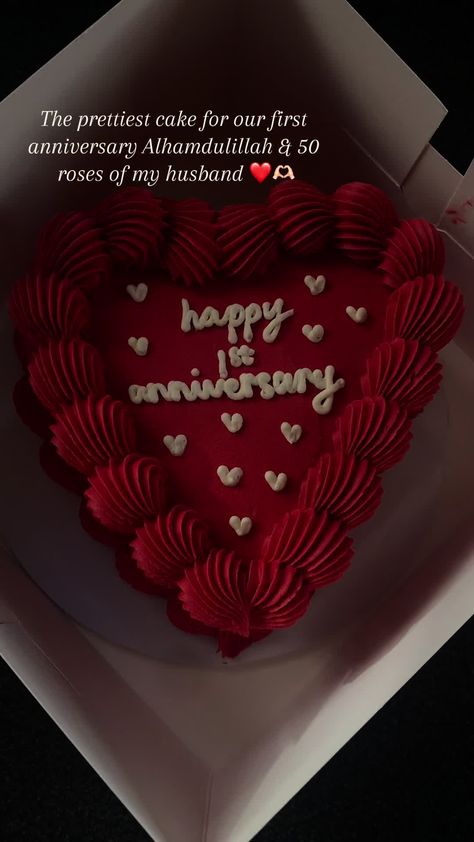 The prettiest cake #fyp #anniversary #pakistani #foryou #love #pakistanicouple #marriage #alhamdulillah❤️ Anniversary Cake Aesthetic, Marriage Anniversary Cake, Funny Birthday Cakes, Marriage Anniversary, Cake Baking, Anniversary Cake, Pretty Cakes, Quick Jokes, Birthday Humor