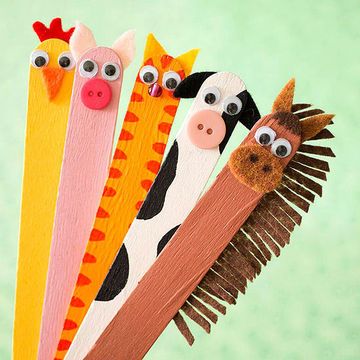 Use these compact cuties to put on a puppet show in a shoe box theater. Paint jumbo craft sticks as shown. Add button, bead, felt, and googly eye features with tacky glue. Use a black marker to add nostrils or other details. Popsicle Stick Crafts For Kids, Popsicle Crafts, Craft Sticks, Stick Art, Popsicle Stick Crafts, Childrens Crafts, Popsicle Sticks, Animal Crafts, Craft Stick Crafts