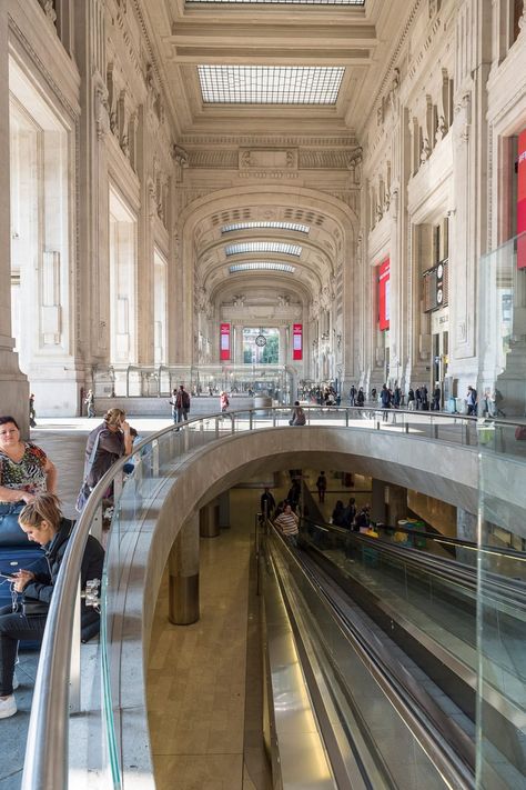 Interior of Milan Central Station Milan Aesthetic, Railing Designs, Travel By Train, Park Guell, Penn Station, Old Train Station, Italy Home, Italy Milan, Italian Alps